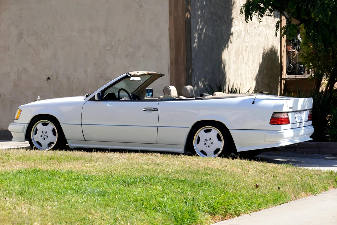 1994 Mercedes-Benz W124 E-Class - Image 9 of 31