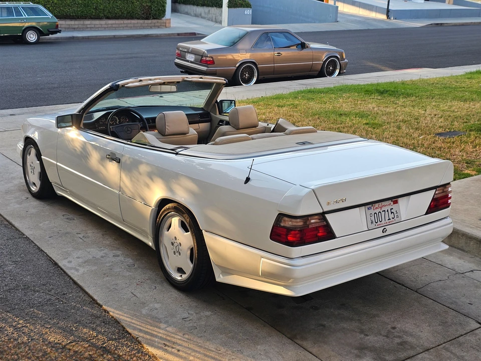 1994 Mercedes-Benz W124 E-Class - Image 13 of 31