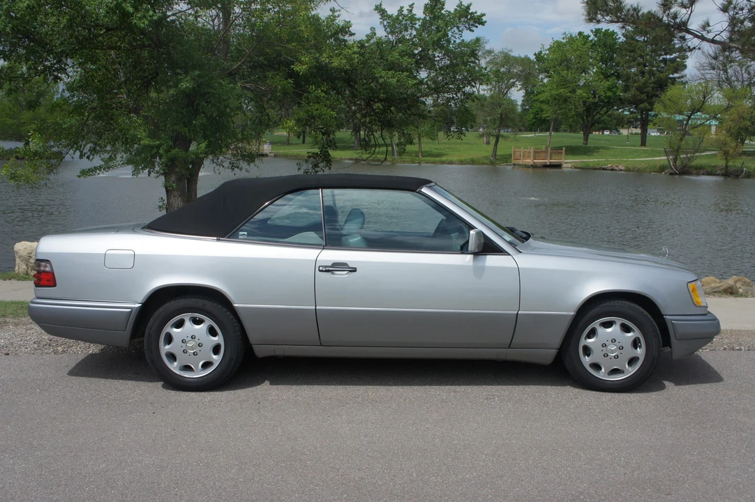 1994 Mercedes-Benz W124 E-Class - Image 20 of 31
