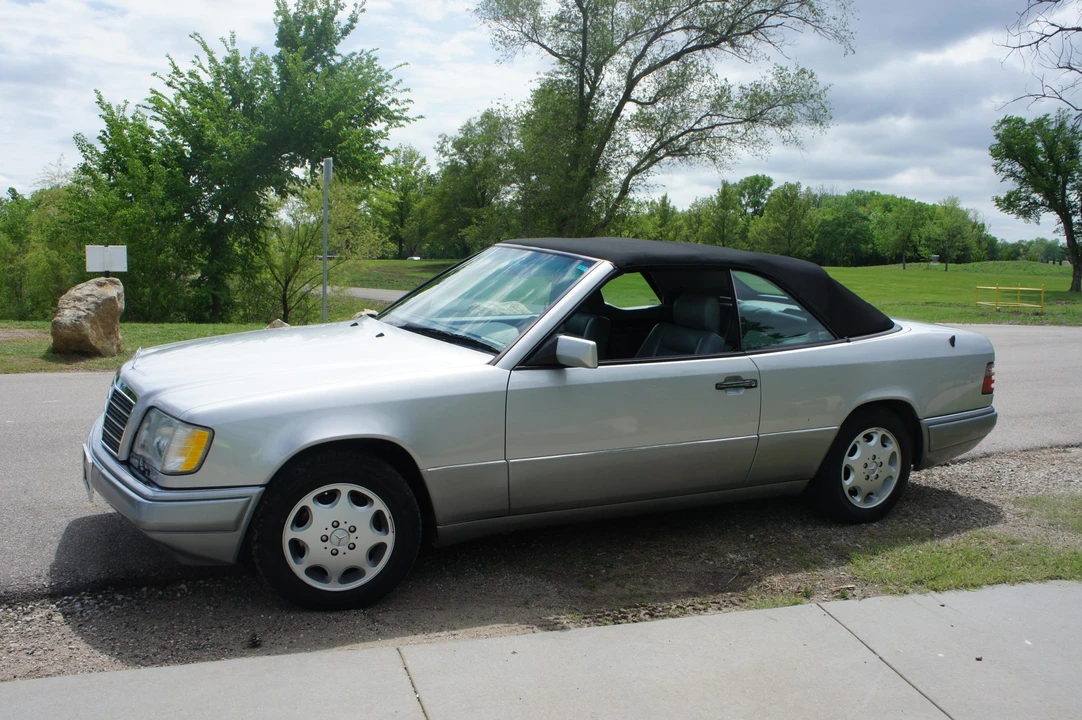 1994 Mercedes-Benz W124 E-Class - Image 27 of 31