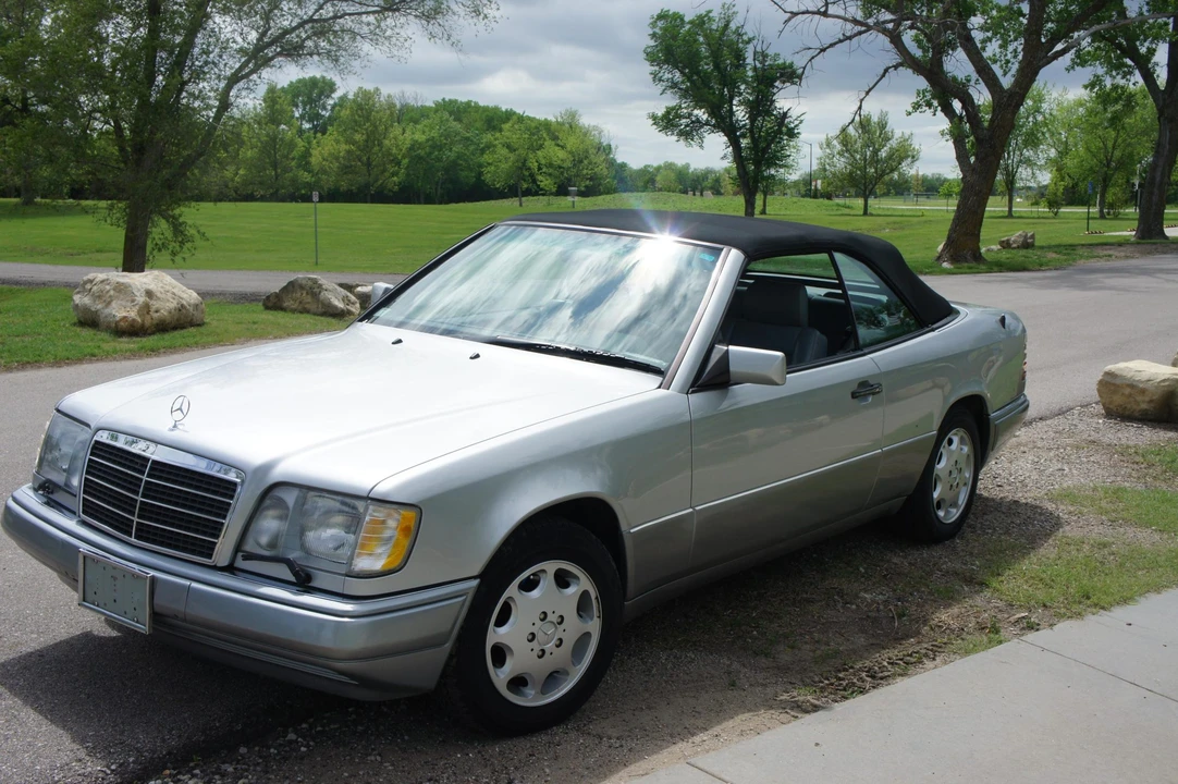 1994 Mercedes-Benz W124 E-Class - Image 28 of 31