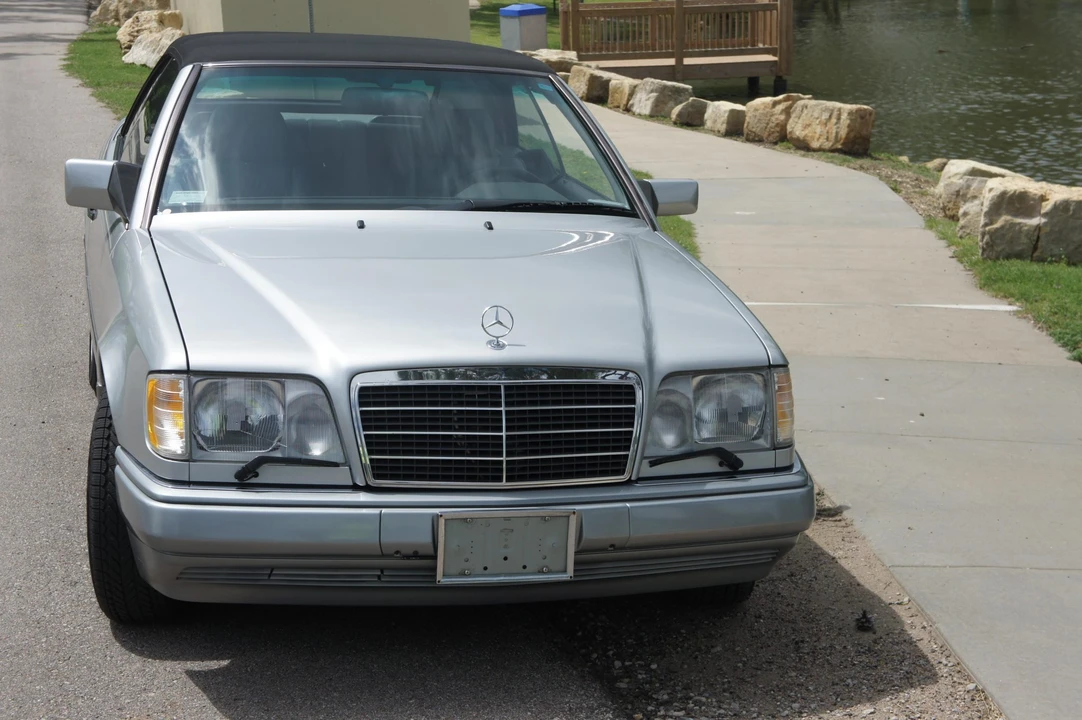 1994 Mercedes-Benz W124 E-Class - Image 30 of 31