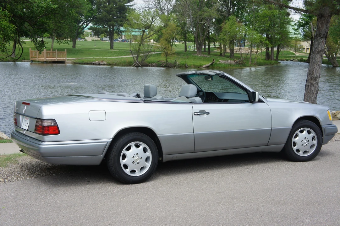 1994 Mercedes-Benz W124 E-Class - Image 5 of 31