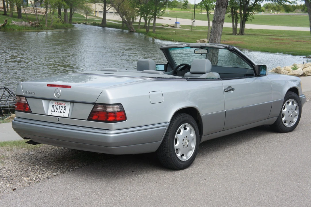 1994 Mercedes-Benz W124 E-Class - Image 6 of 31