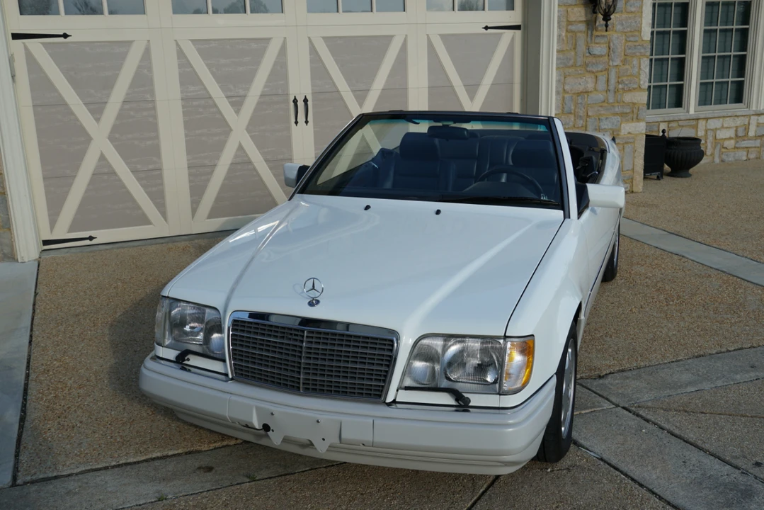 1994 Mercedes-Benz W124 E-Class - Image 3 of 31
