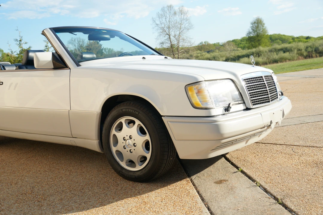 1994 Mercedes-Benz W124 E-Class - Image 24 of 31