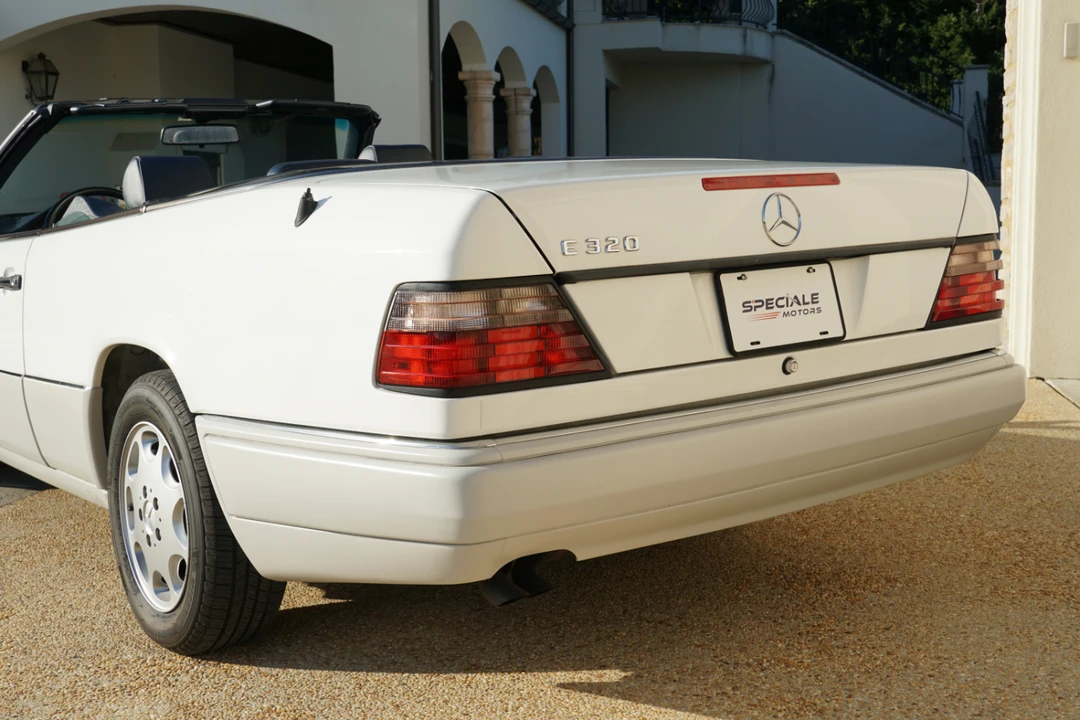 1994 Mercedes-Benz W124 E-Class - Image 27 of 31