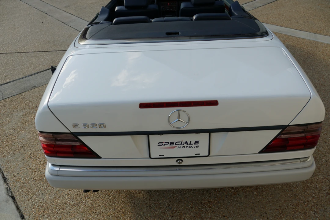 1994 Mercedes-Benz W124 E-Class - Image 25 of 31