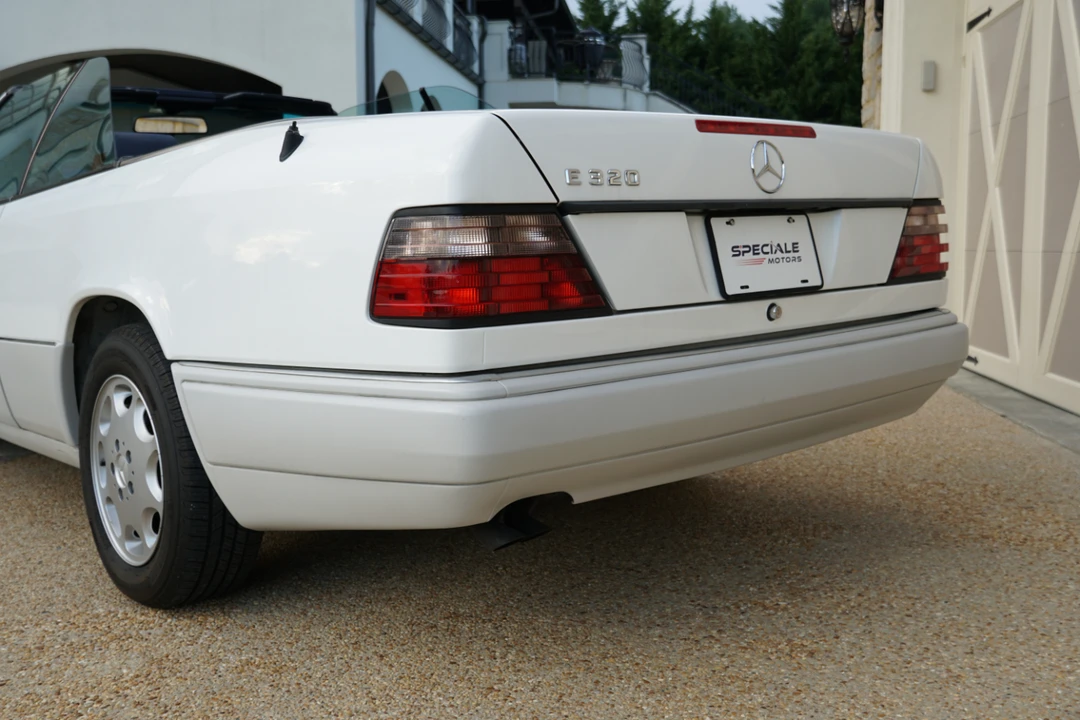 1994 Mercedes-Benz W124 E-Class - Image 29 of 31