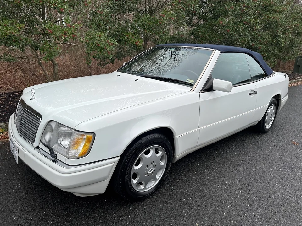 1994 Mercedes-Benz W124 E-Class - Image 12 of 31