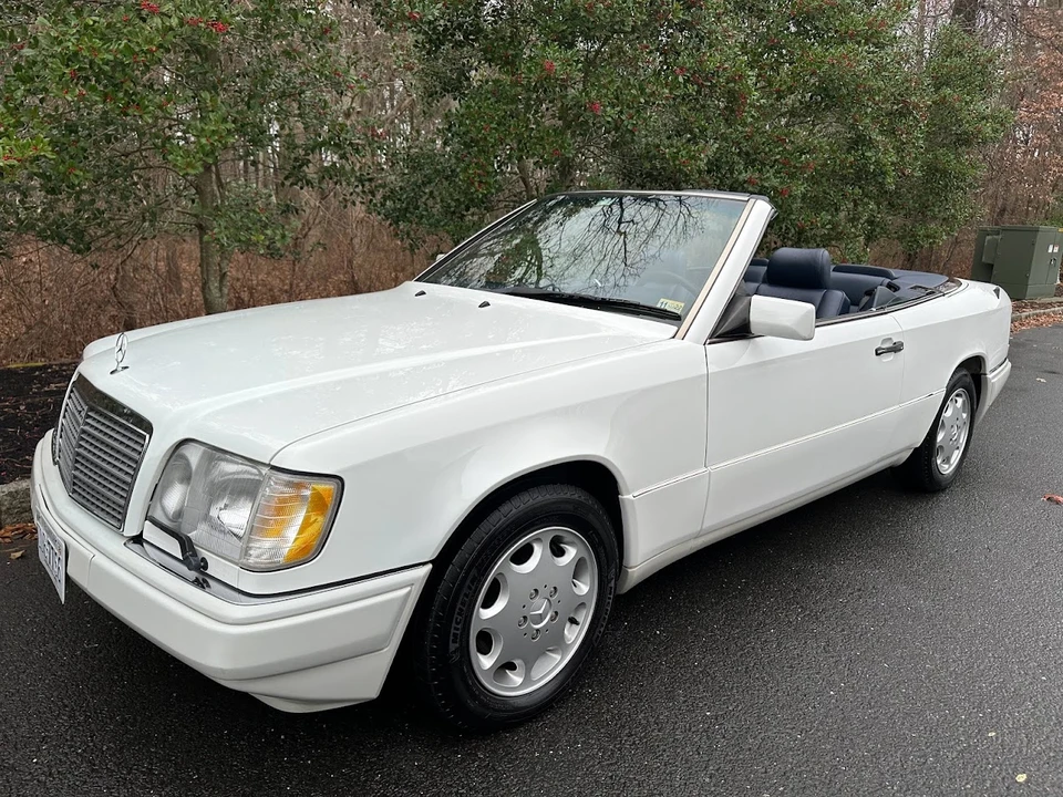 1994 Mercedes-Benz W124 E-Class - Image 2 of 31