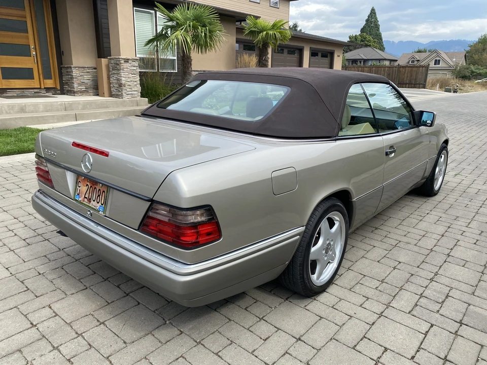 1994 Mercedes-Benz W124 E-Class - Image 16 of 31