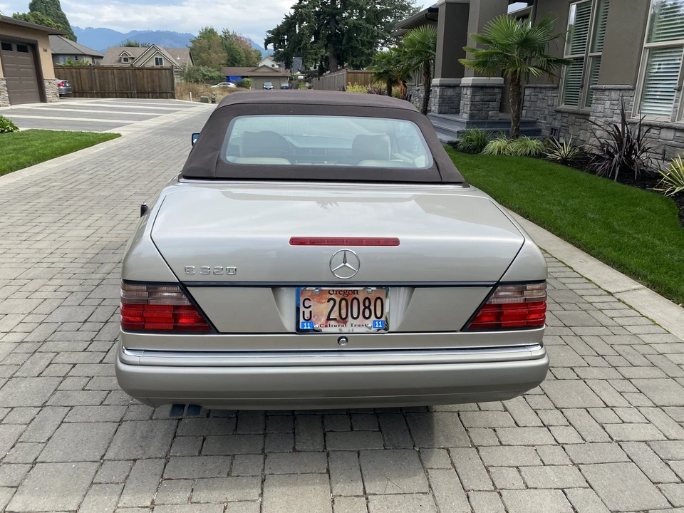 1994 Mercedes-Benz W124 E-Class - Image 14 of 31