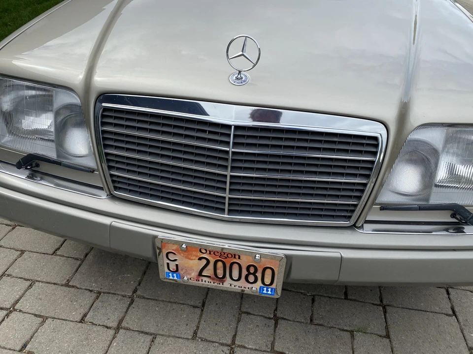 1994 Mercedes-Benz W124 E-Class - Image 30 of 31