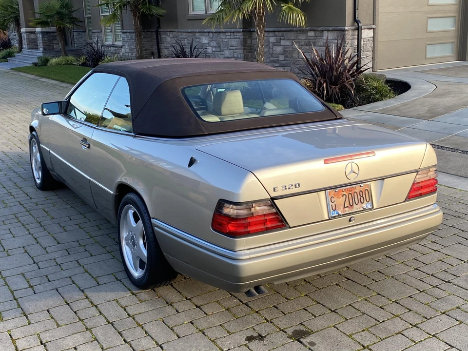 1994 Mercedes-Benz W124 E-Class - Image 10 of 31