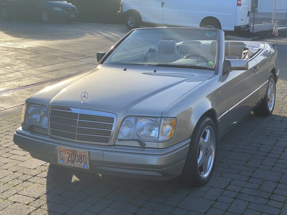 1994 Mercedes-Benz W124 E-Class - Image 2 of 31