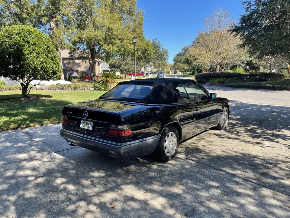 1994 Mercedes-Benz W124 E-Class - Image 23 of 31