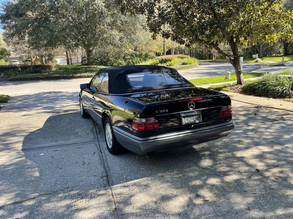 1994 Mercedes-Benz W124 E-Class - Image 15 of 31
