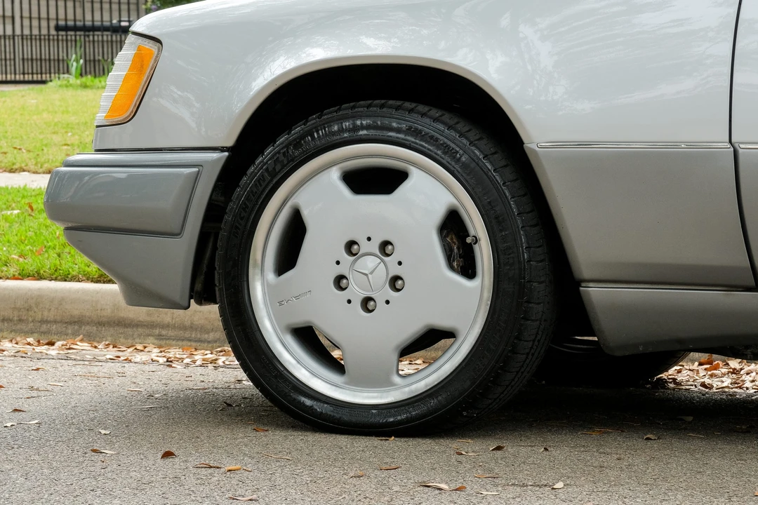 1994 Mercedes-Benz W124 E-Class - Image 31 of 31