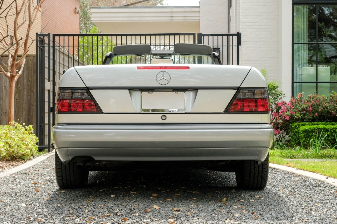 1994 Mercedes-Benz W124 E-Class - Image 10 of 31