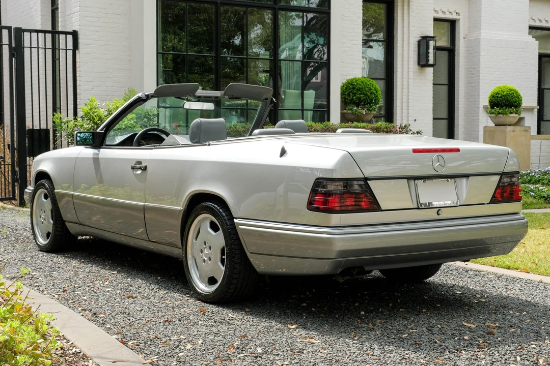 1994 Mercedes-Benz W124 E-Class - Image 7 of 31