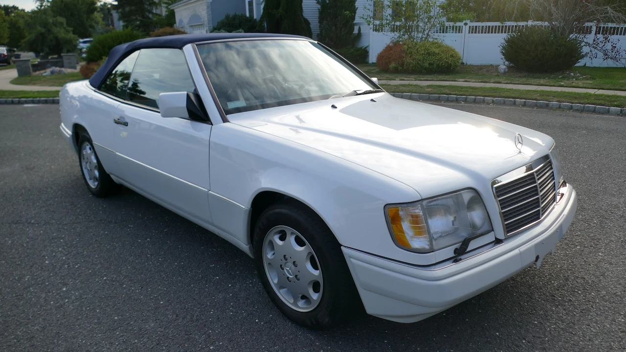 1994 Mercedes-Benz W124 E-Class - Image 10 of 31