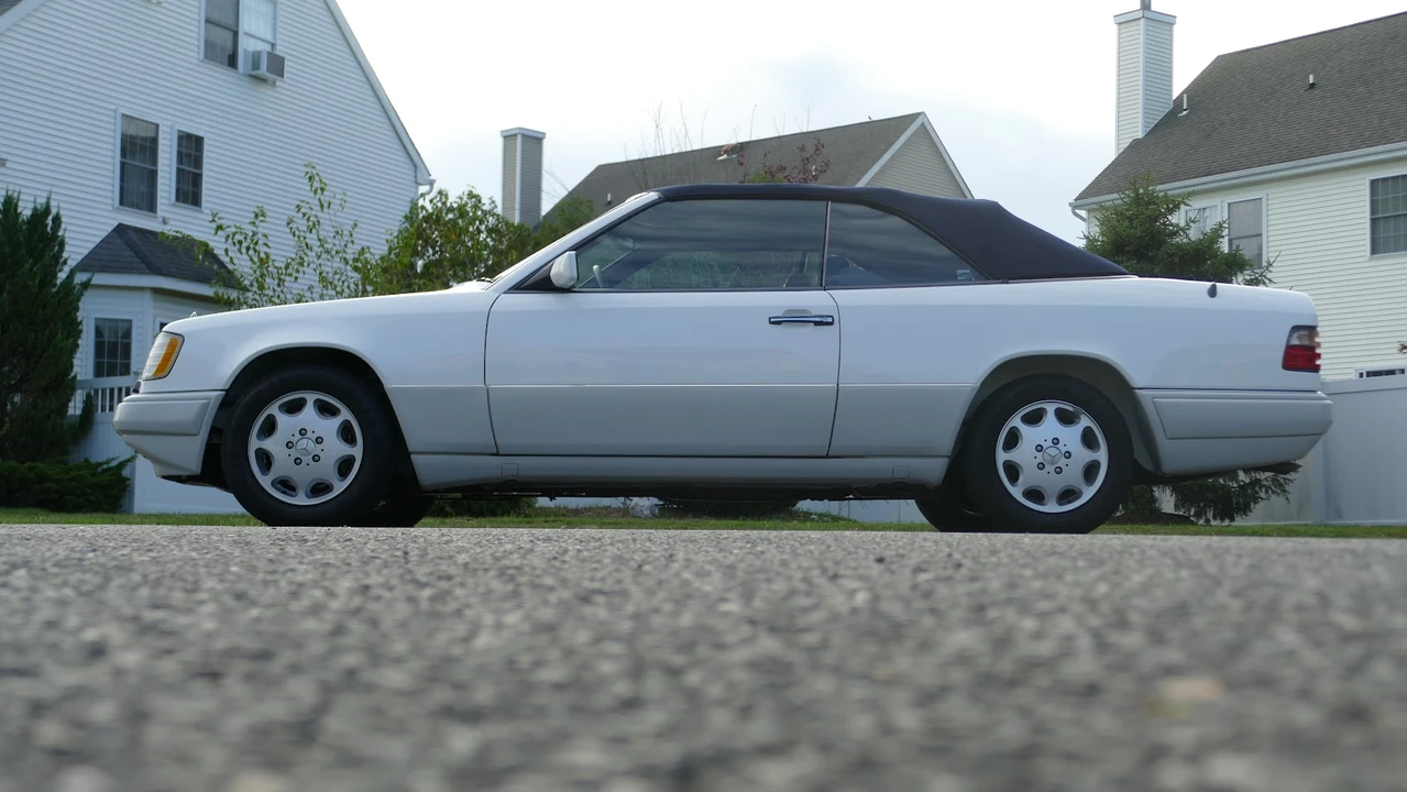 1994 Mercedes-Benz W124 E-Class - Image 4 of 31