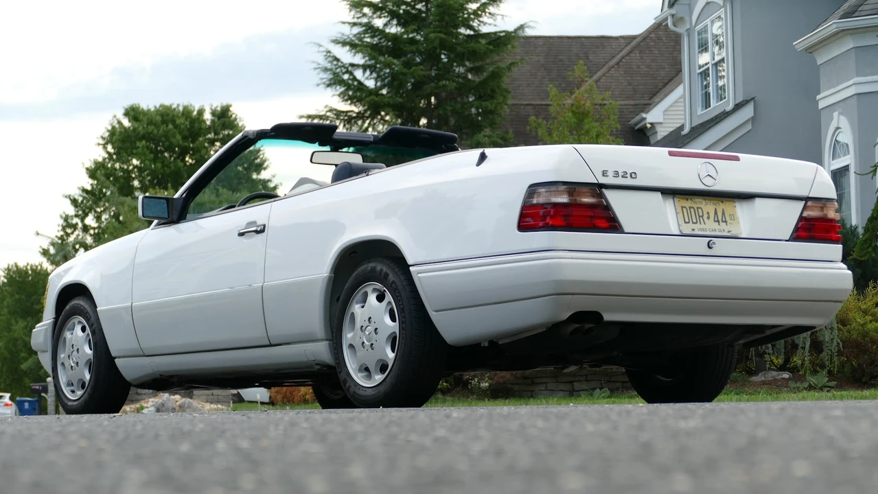 1994 Mercedes-Benz W124 E-Class - Image 15 of 31