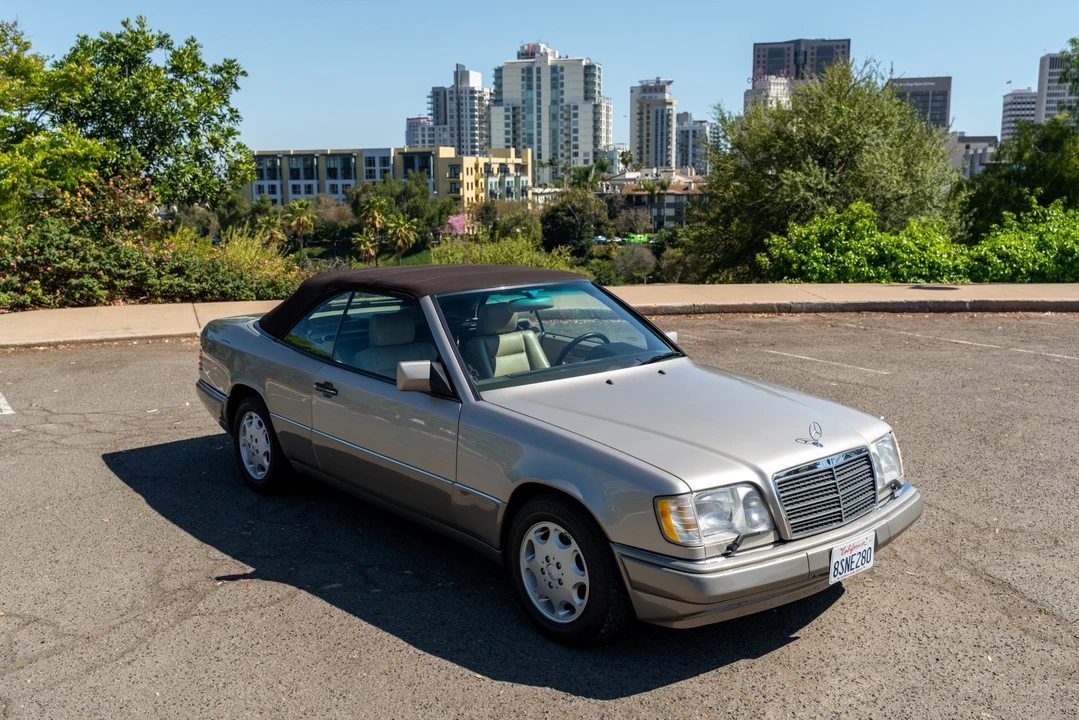1994 Mercedes-Benz W124 E-Class - Image 10 of 31