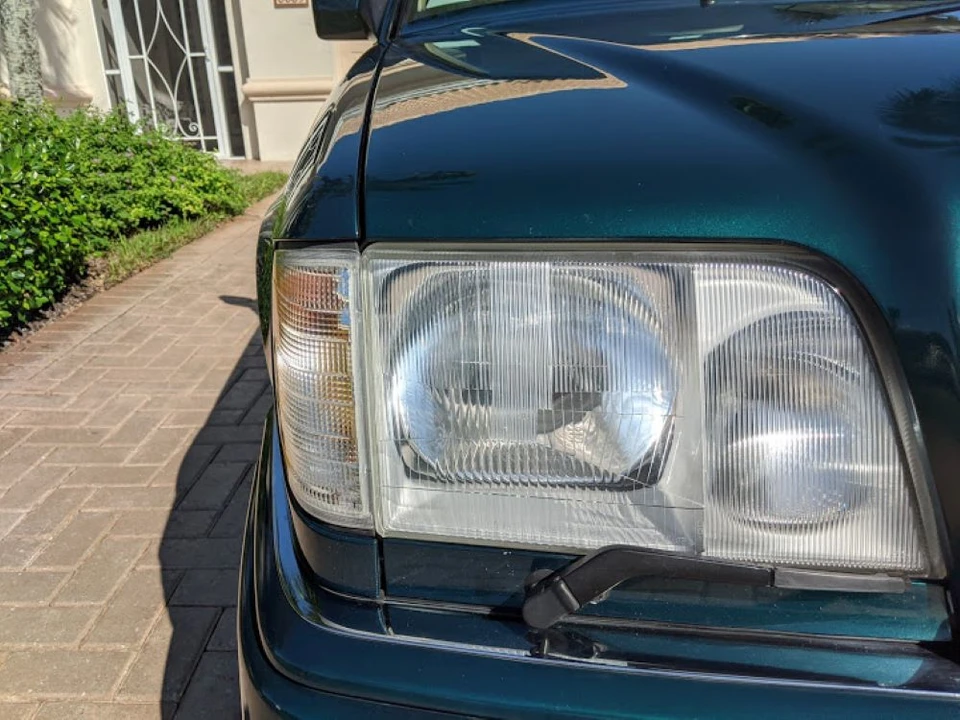 1994 Mercedes-Benz W124 E-Class - Image 13 of 31