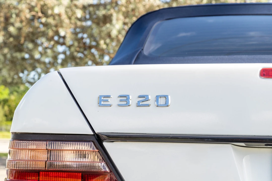1994 Mercedes-Benz W124 E-Class - Image 28 of 31