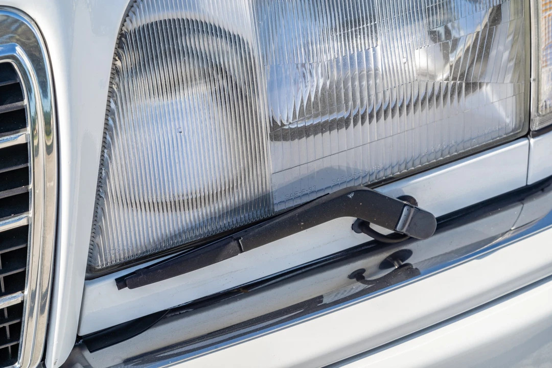 1994 Mercedes-Benz W124 E-Class - Image 18 of 31