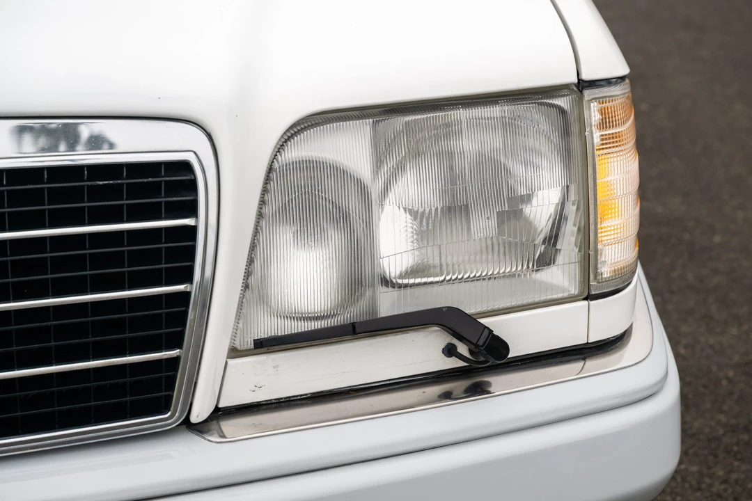 1994 Mercedes-Benz W124 E-Class - Image 17 of 31