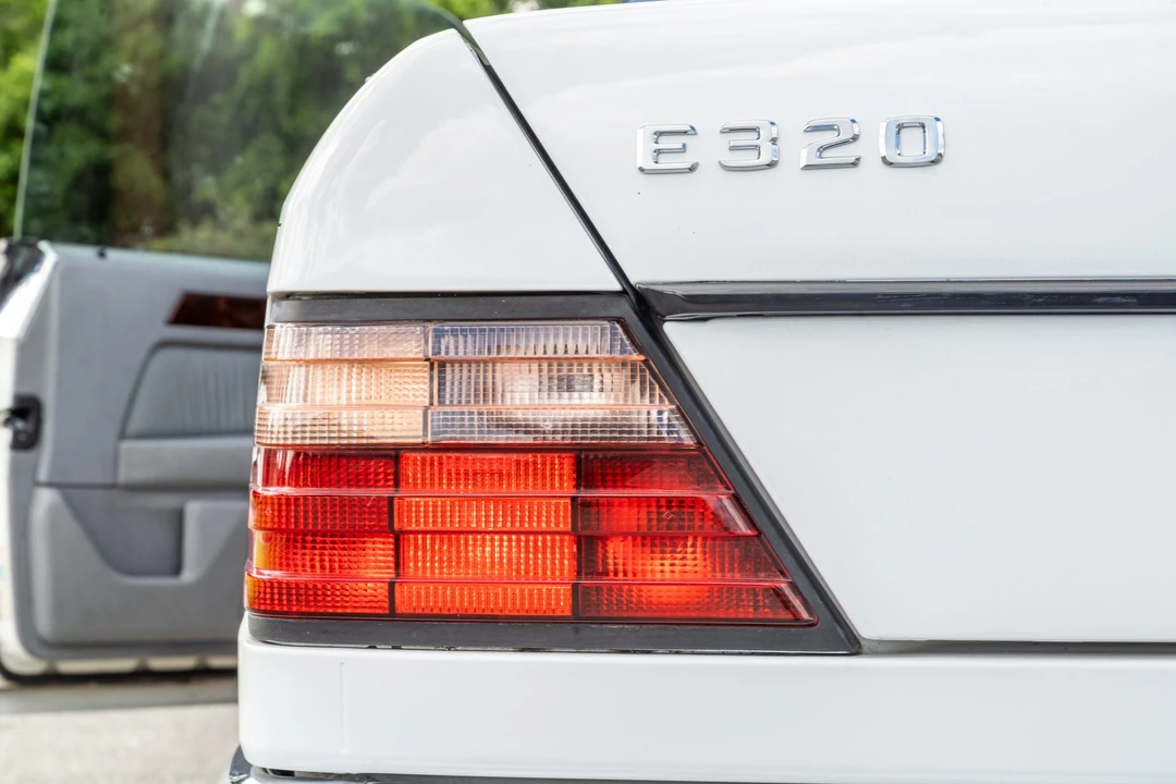1994 Mercedes-Benz W124 E-Class - Image 26 of 31