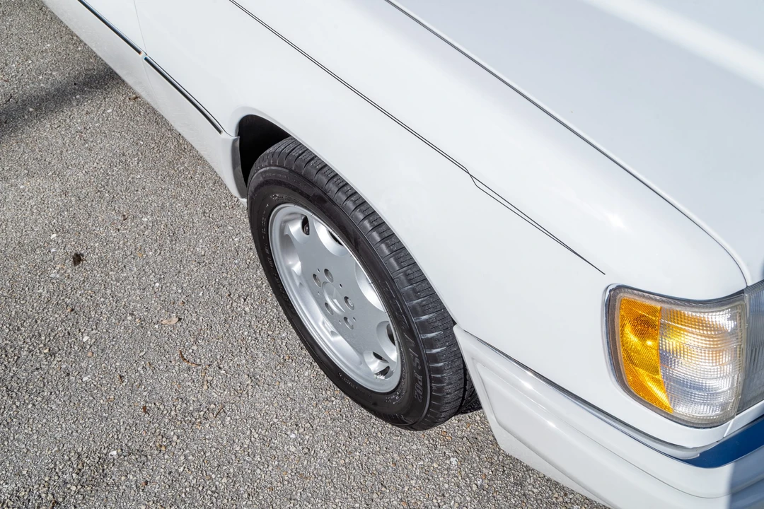 1994 Mercedes-Benz W124 E-Class - Image 19 of 31