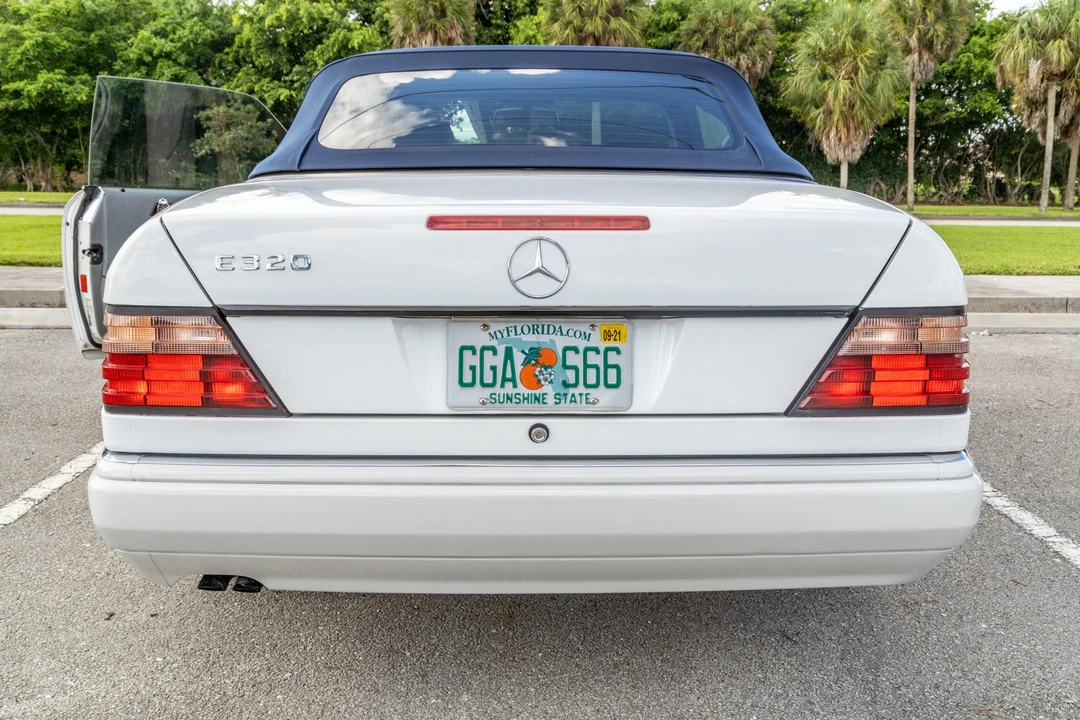 1994 Mercedes-Benz W124 E-Class - Image 5 of 31