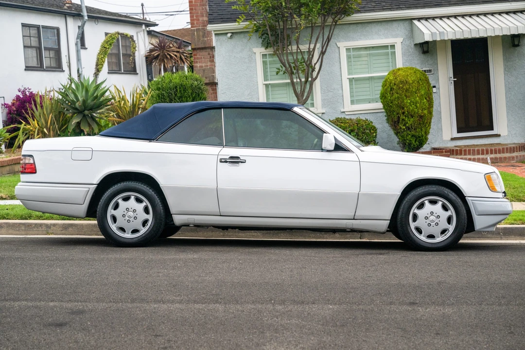 1994 Mercedes-Benz W124 E-Class - Image 14 of 31
