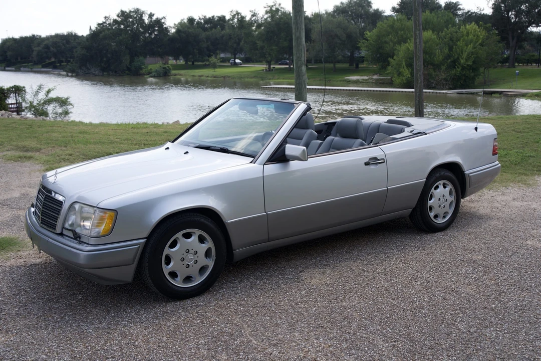 1994 Mercedes-Benz W124 E-Class - Image 17 of 31