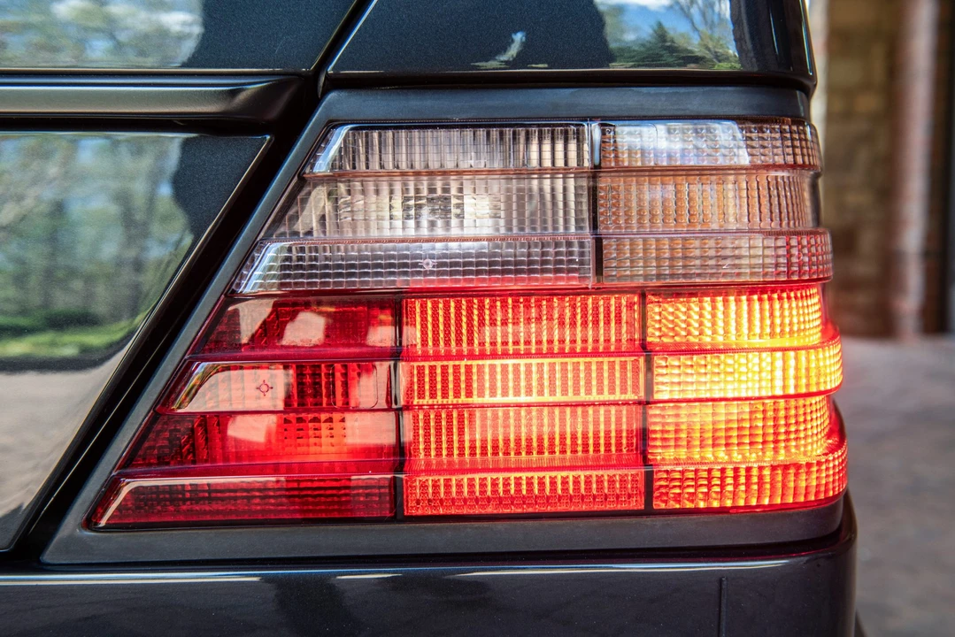 1994 Mercedes-Benz W124 E-Class - Image 20 of 31
