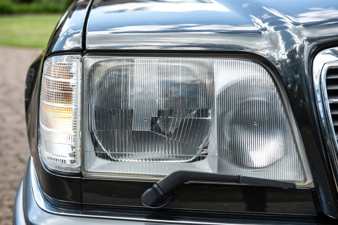 1994 Mercedes-Benz W124 E-Class - Image 22 of 31