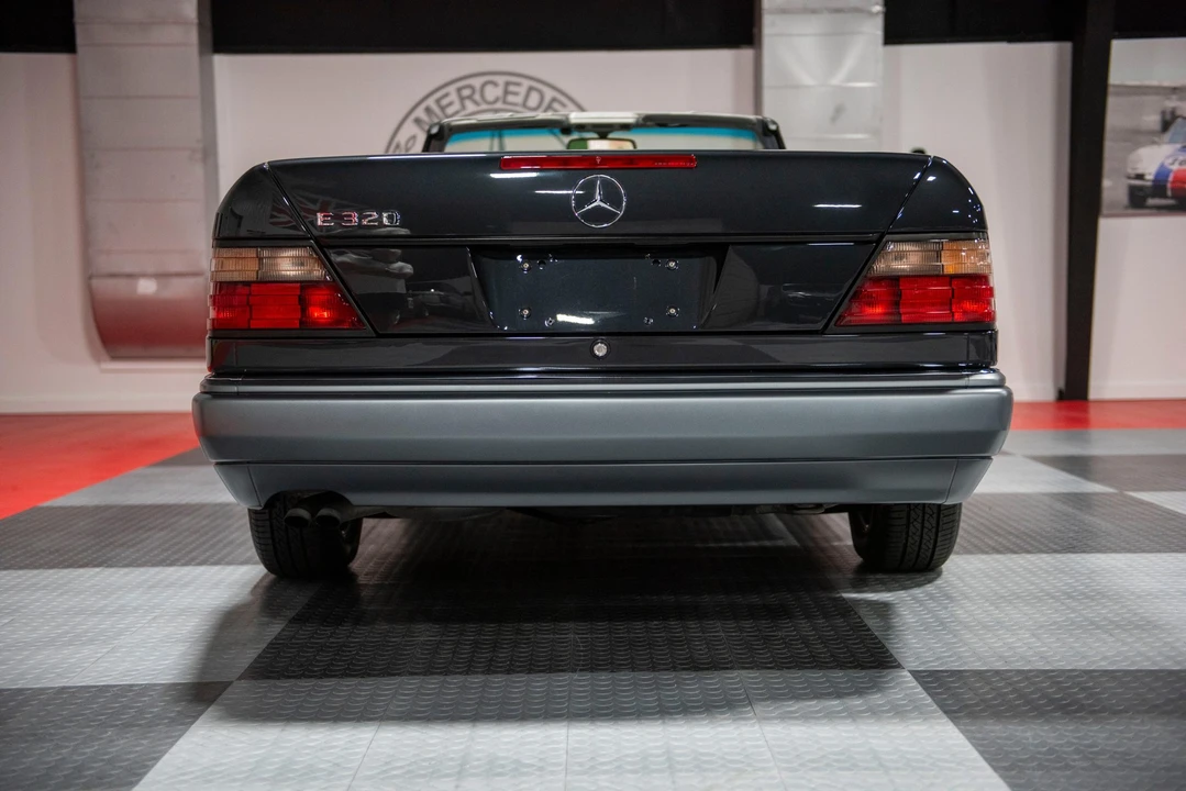 1994 Mercedes-Benz W124 E-Class - Image 26 of 31