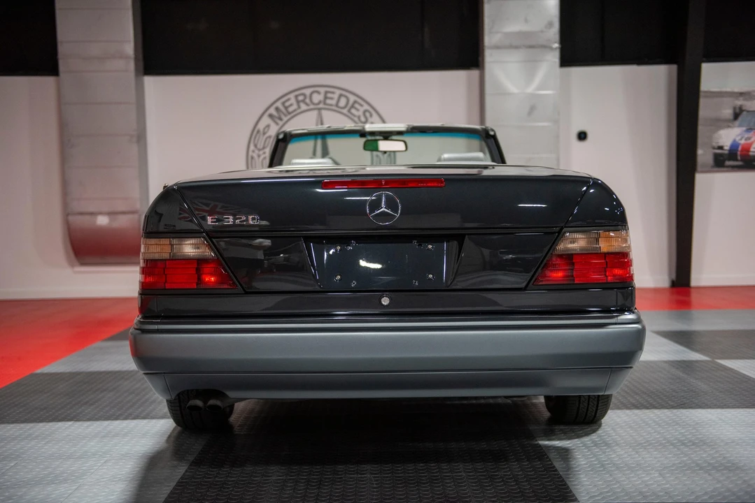 1994 Mercedes-Benz W124 E-Class - Image 25 of 31