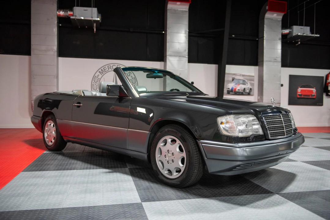 1994 Mercedes-Benz W124 E-Class - Image 17 of 31