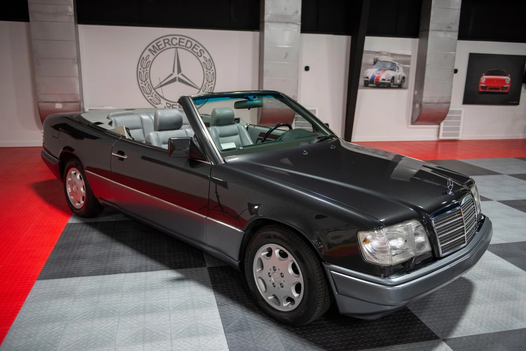 1994 Mercedes-Benz W124 E-Class - Image 15 of 31
