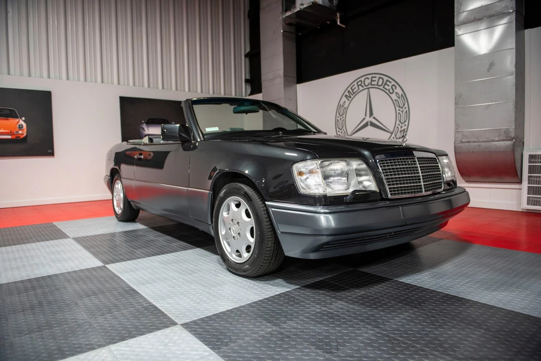 1994 Mercedes-Benz W124 E-Class - Image 9 of 31