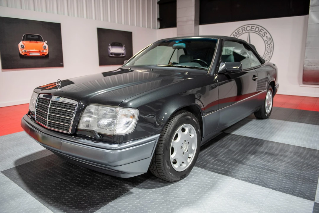 1994 Mercedes-Benz W124 E-Class - Image 30 of 31