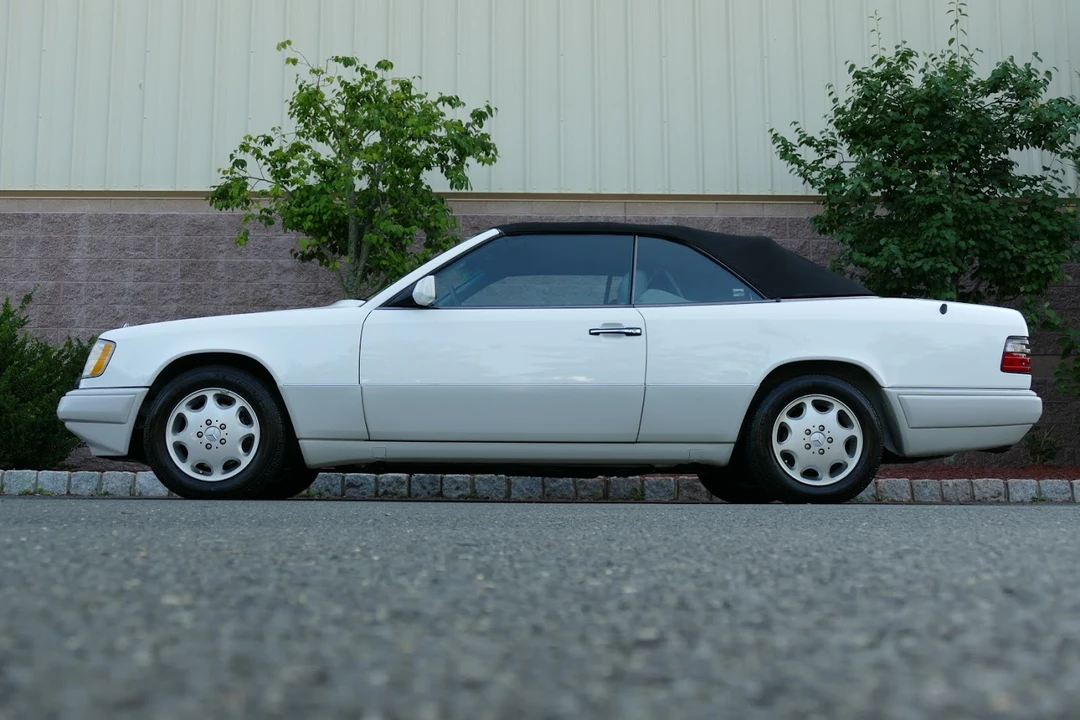 1994 Mercedes-Benz W124 E-Class - Image 15 of 31