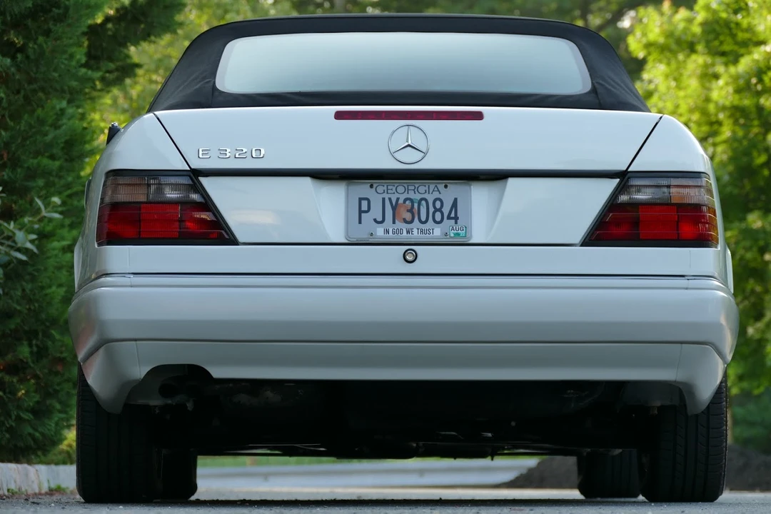 1994 Mercedes-Benz W124 E-Class - Image 18 of 31
