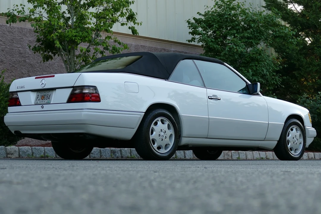 1994 Mercedes-Benz W124 E-Class - Image 20 of 31