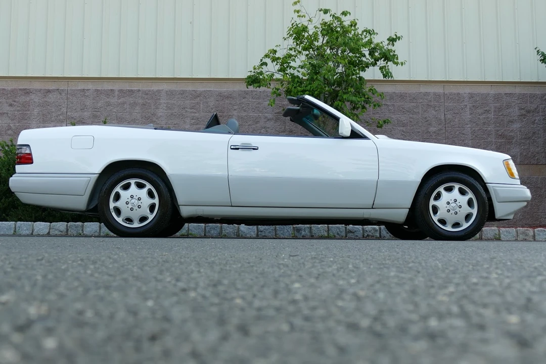 1994 Mercedes-Benz W124 E-Class - Image 10 of 31